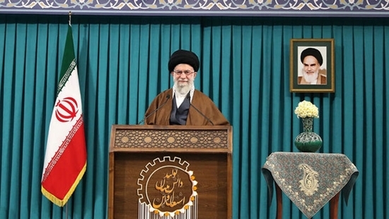 حضرت آیت الله خامنه ای 